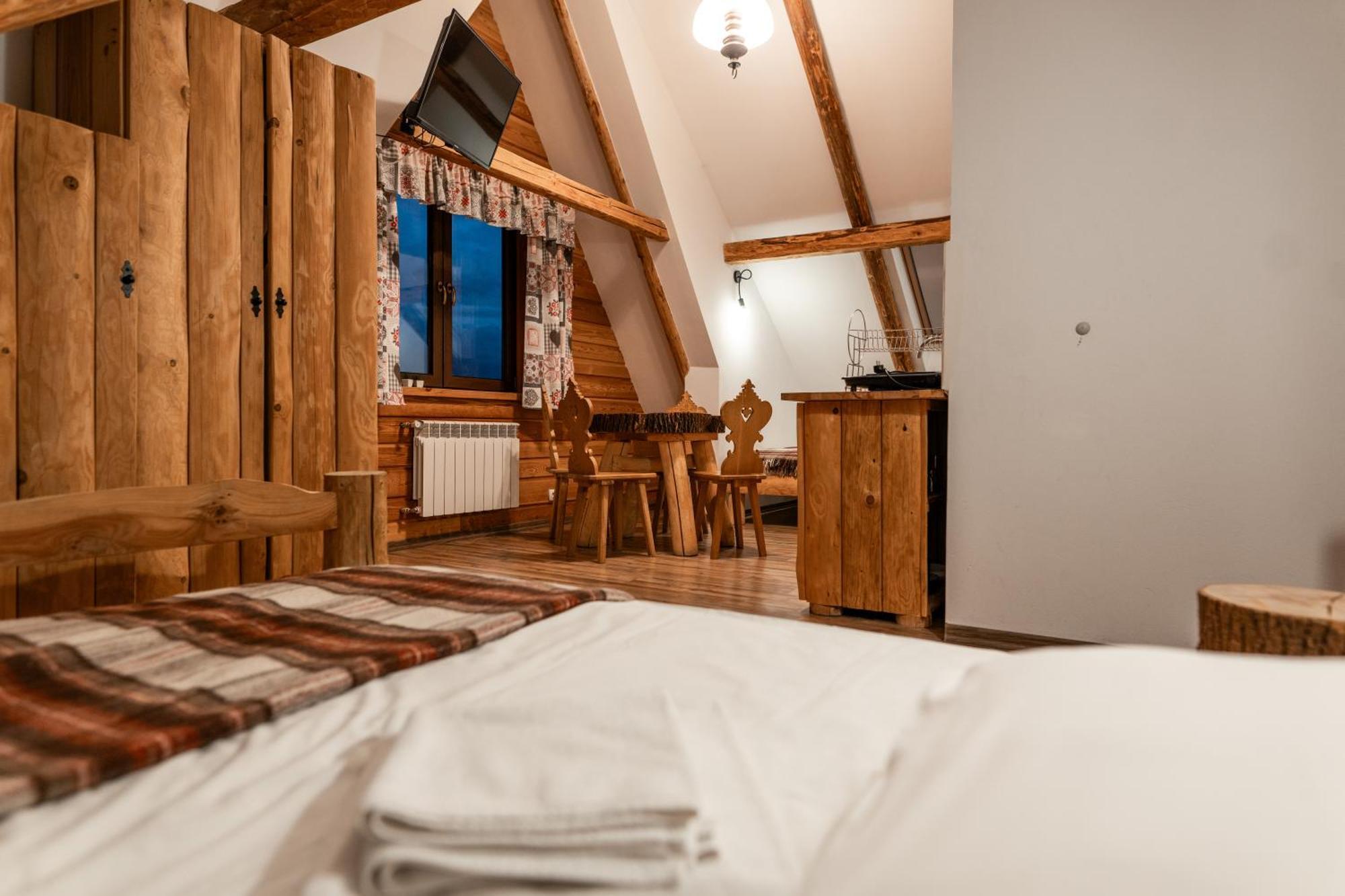 Ku Sosnie Apartment Буковина Татжанска Екстериор снимка
